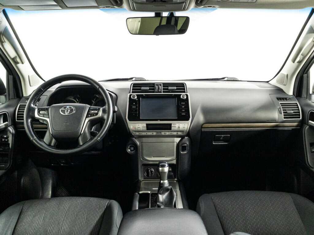 Toyota Land Cruiser Prado с пробегом — 2018 год. Фото: #12