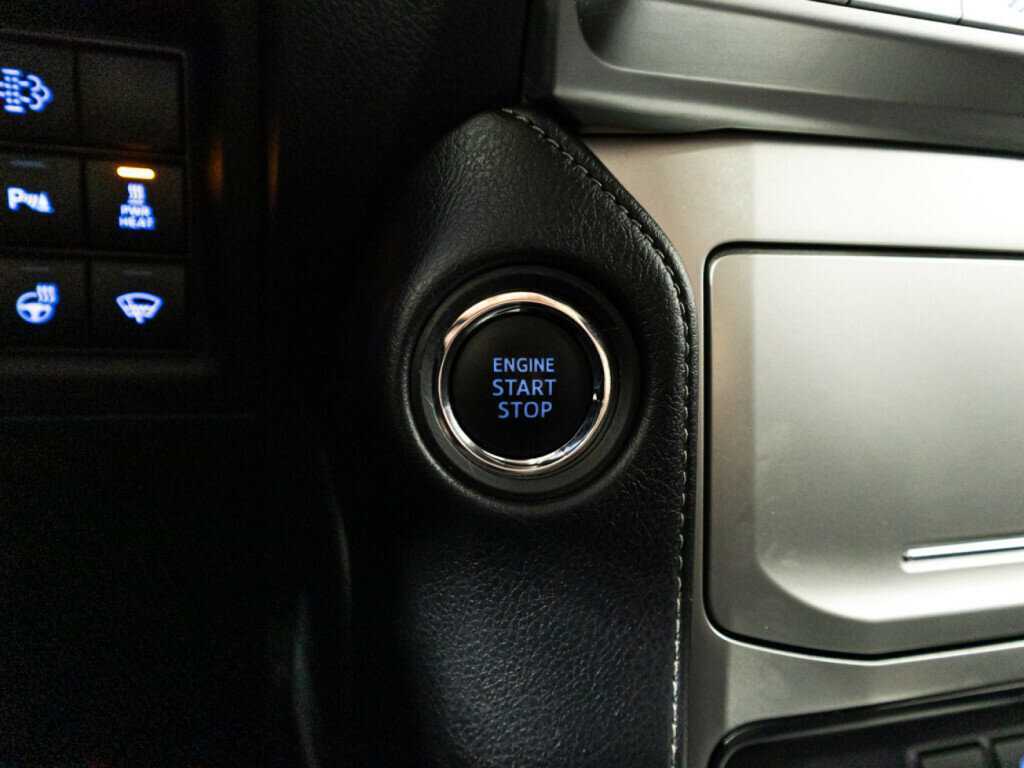 Toyota Land Cruiser Prado с пробегом — 2018 год. Фото: #19