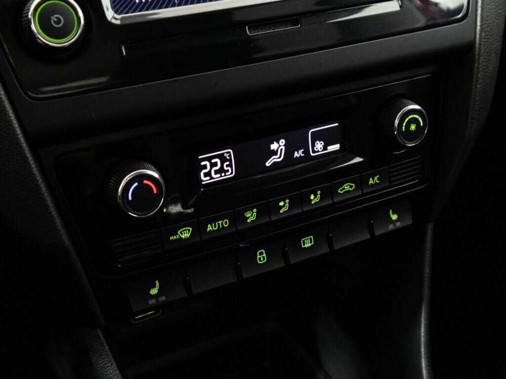 Skoda Rapid с пробегом — 2018 год. Фото: #14