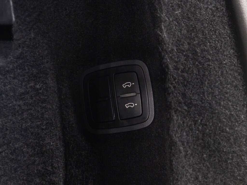 Porsche Cayenne с пробегом — 2015 год. Фото: #15