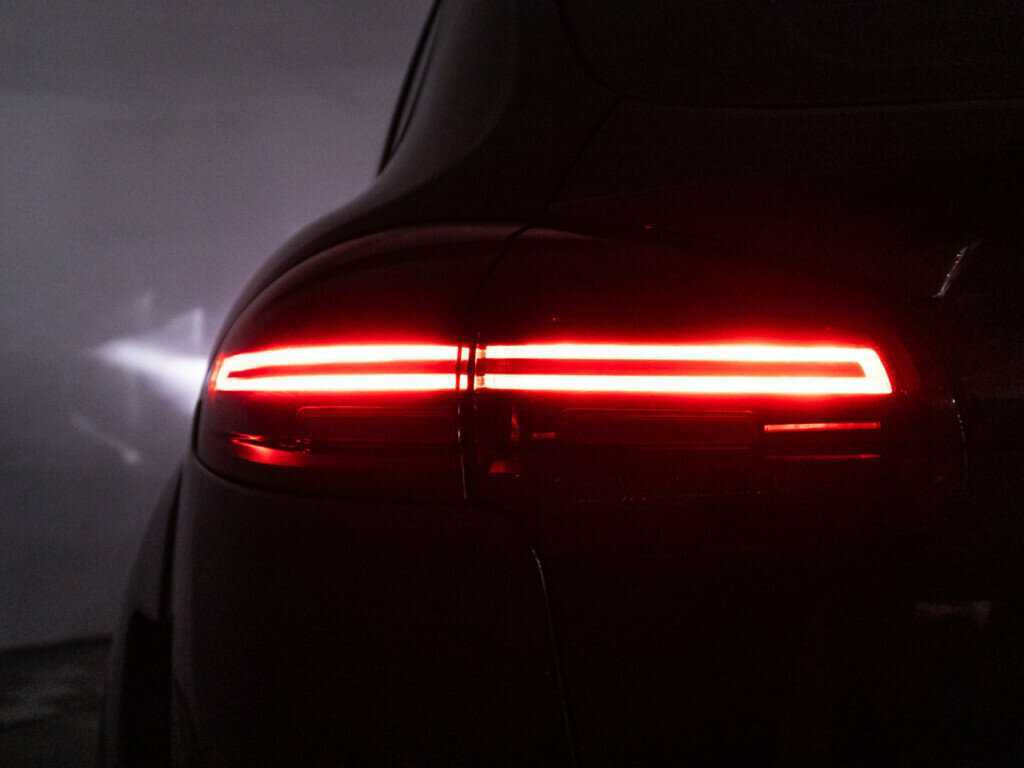 Porsche Cayenne с пробегом — 2015 год. Фото: #30