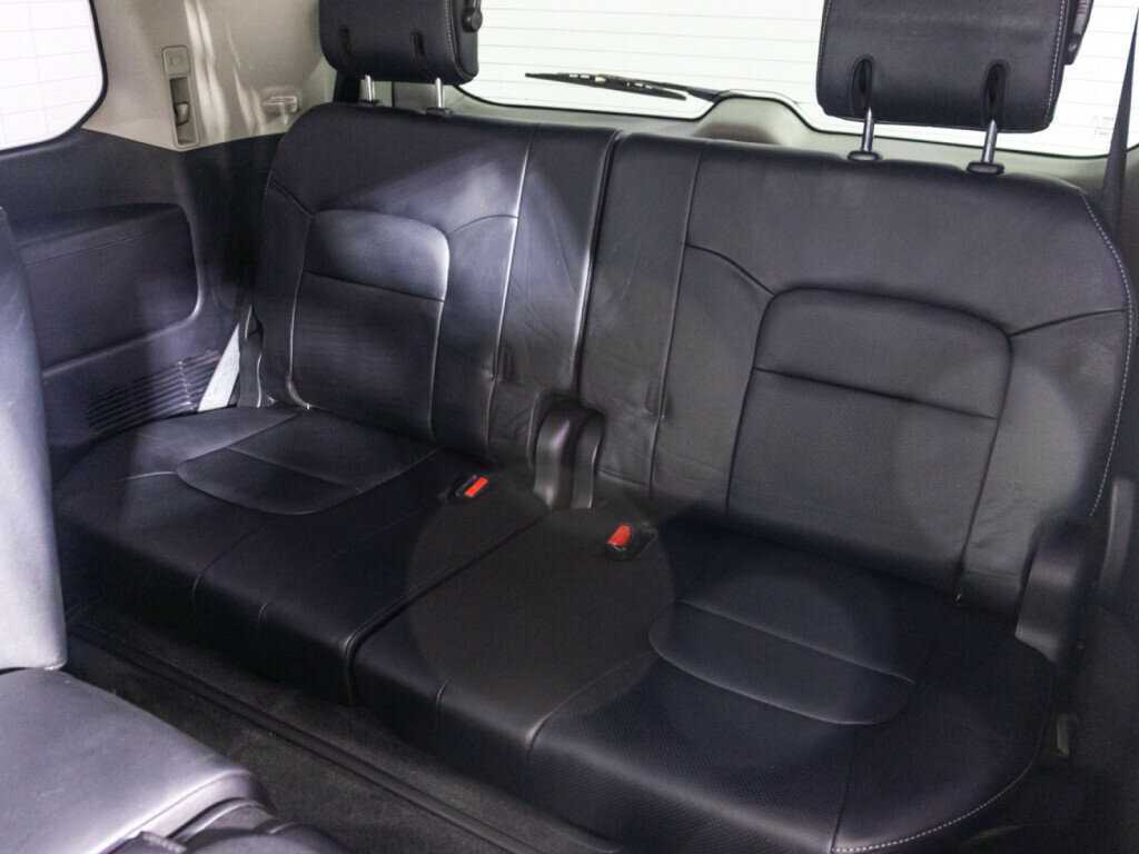 Toyota Land Cruiser с пробегом — 2013 год. Фото: #24