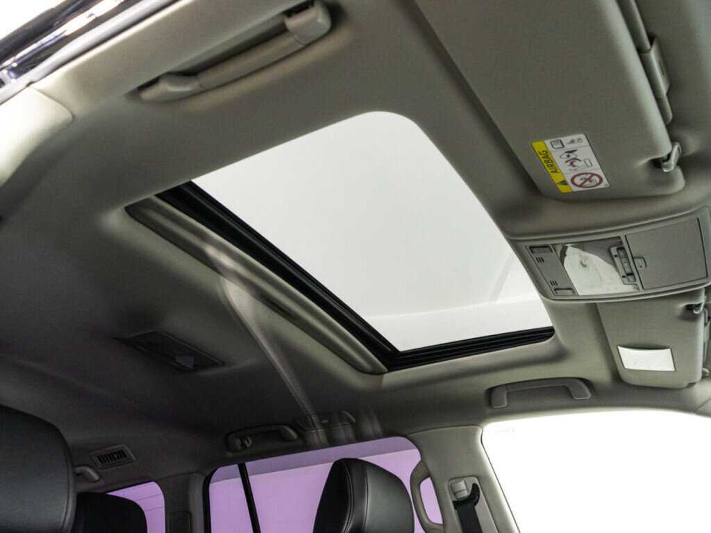 Toyota Land Cruiser с пробегом — 2013 год. Фото: #25