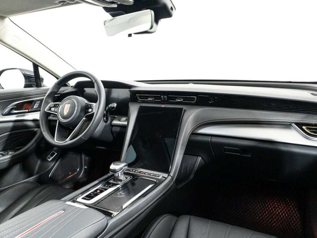 Hongqi H5 с пробегом — 2023 год. Фото: #8