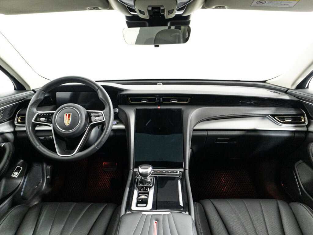 Hongqi H5 с пробегом — 2023 год. Фото: #12