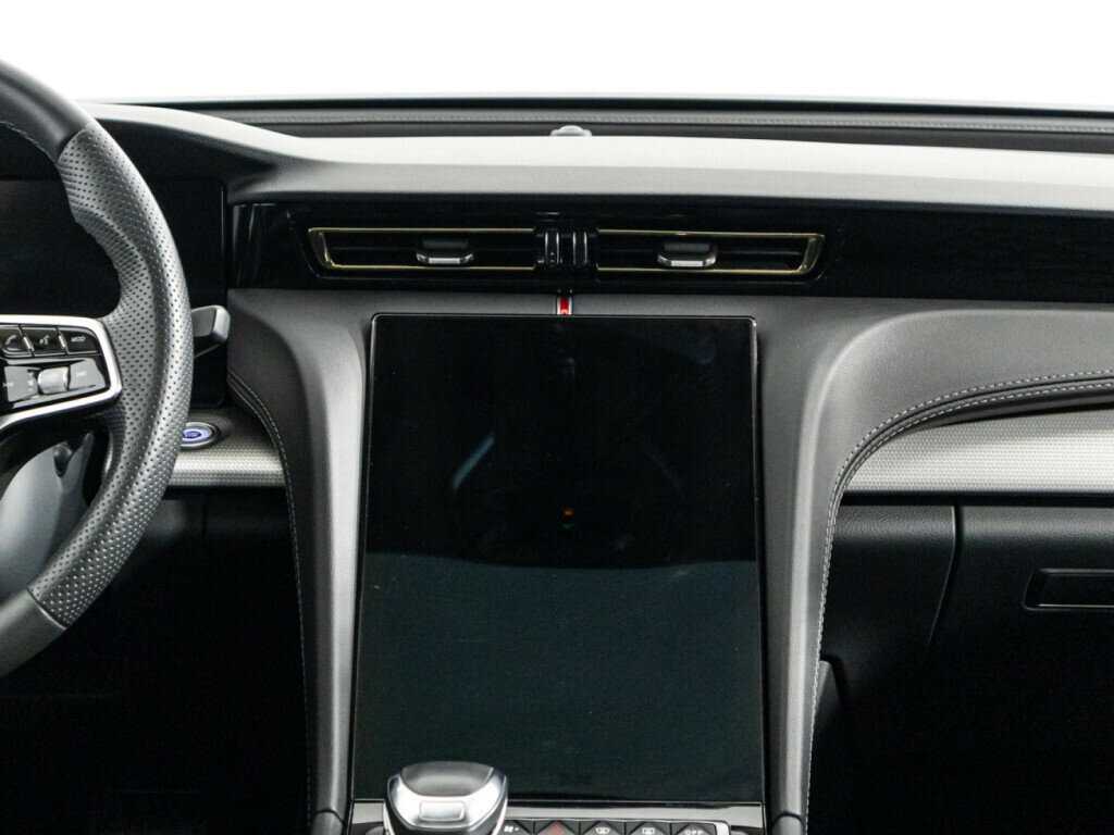 Hongqi H5 с пробегом — 2023 год. Фото: #13