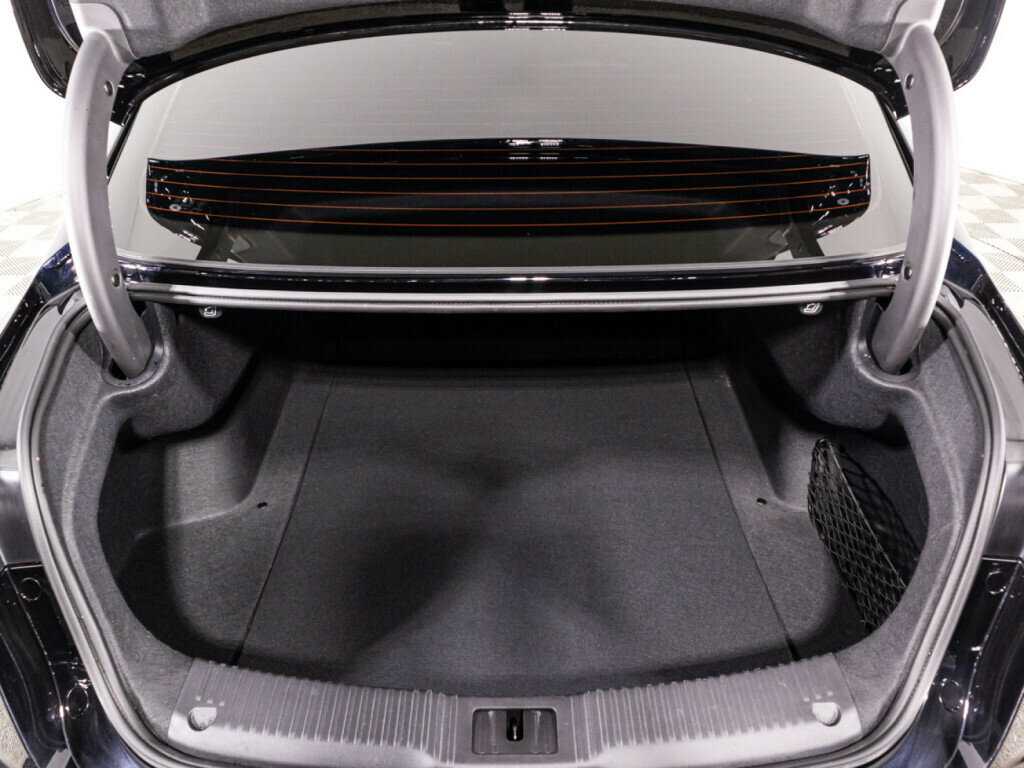 Hongqi H5 с пробегом — 2023 год. Фото: #14