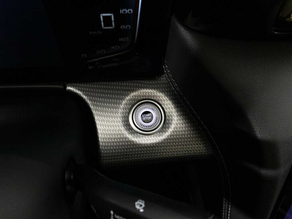 Hongqi H5 с пробегом — 2023 год. Фото: #20