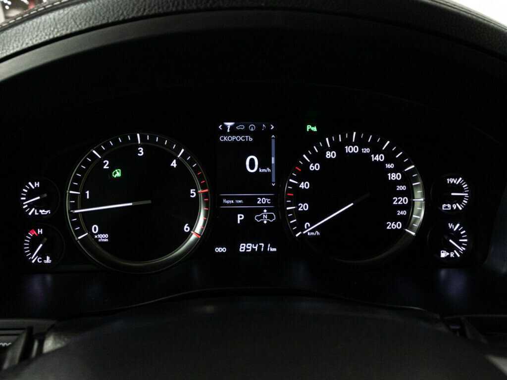 Lexus LX с пробегом — 2017 год. Фото: #11