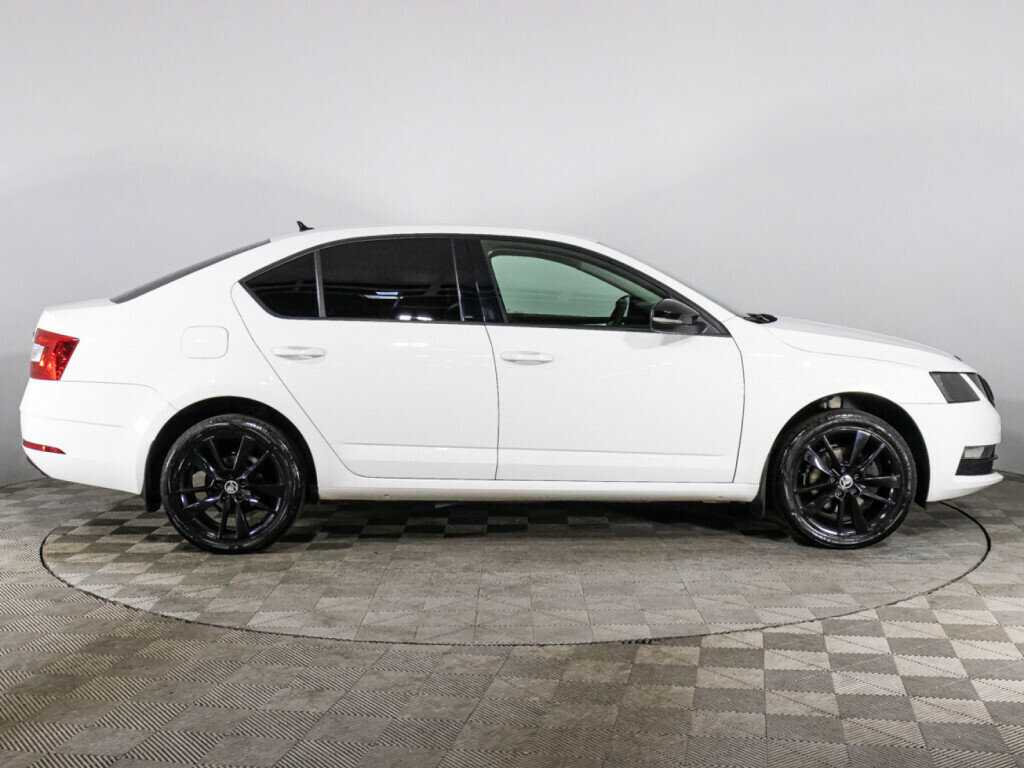 Skoda Octavia с пробегом — 2018 год. Фото: #3
