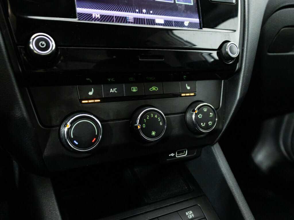 Skoda Octavia с пробегом — 2018 год. Фото: #15