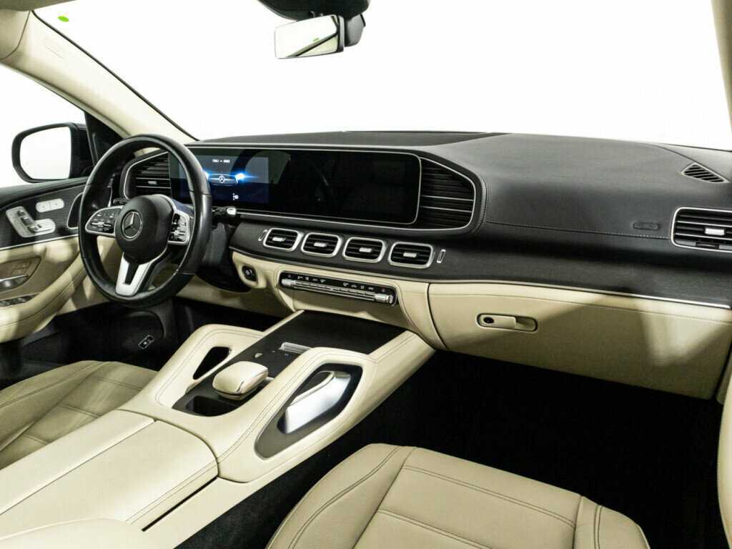 Mercedes-Benz GLE Coupe с пробегом — 2020 год. Фото: #8