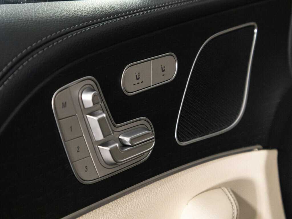 Mercedes-Benz GLE Coupe с пробегом — 2020 год. Фото: #22