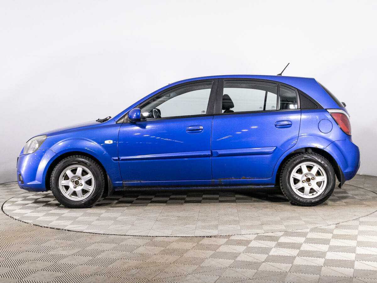 Kia Rio с пробегом — 2010 год. Фото: #7