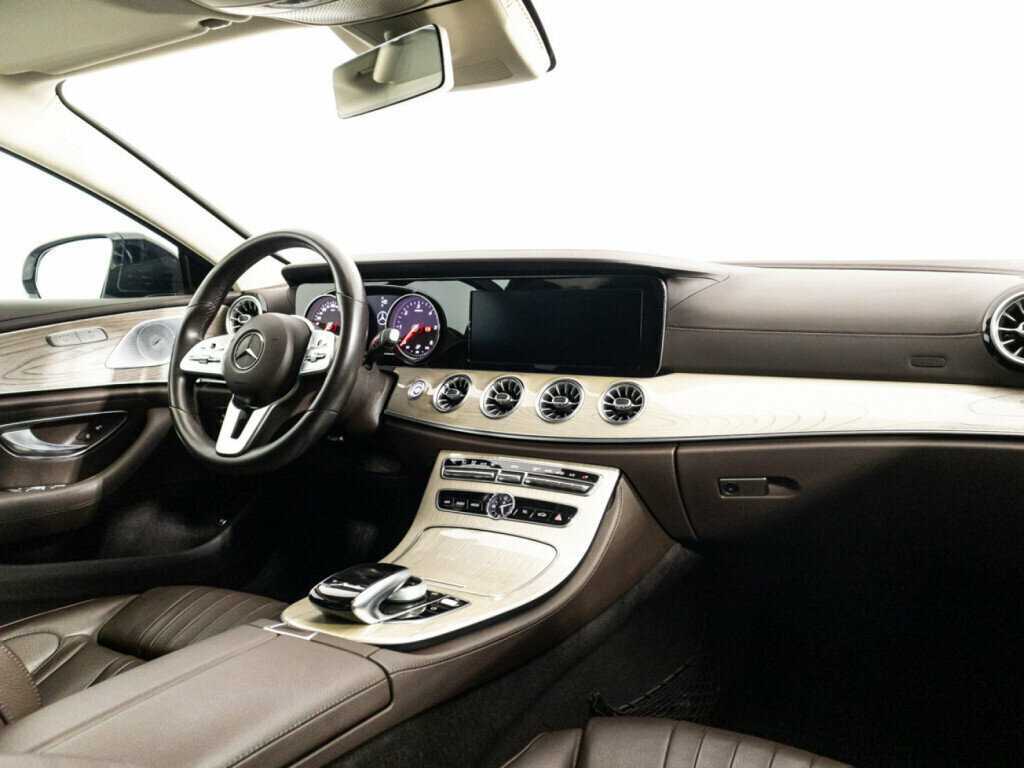 Mercedes-Benz CLS с пробегом — 2020 год. Фото: #8