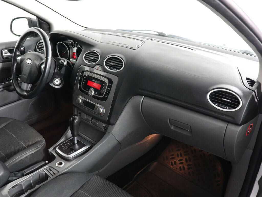 Ford Focus с пробегом — 2010 год. Фото: #5