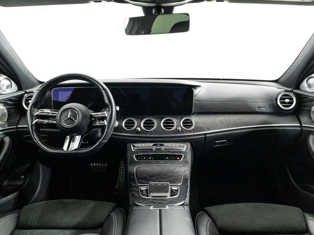 Mercedes-Benz E-Класс с пробегом — 2020 год. Фото: #12