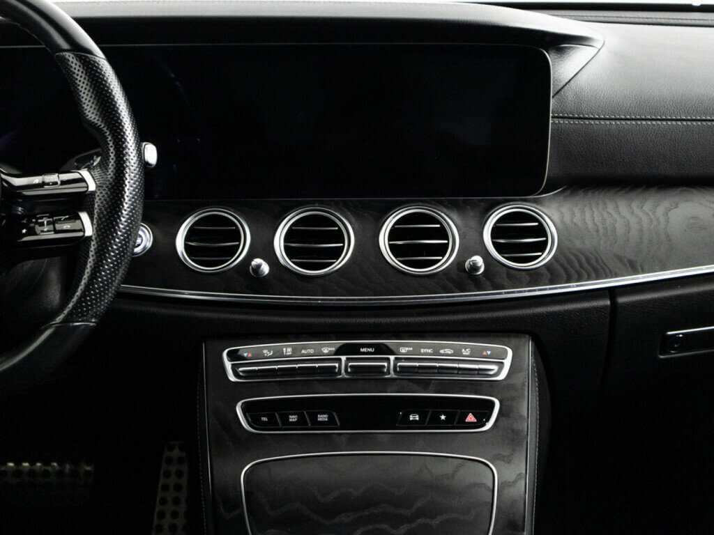 Mercedes-Benz E-Класс с пробегом — 2020 год. Фото: #13