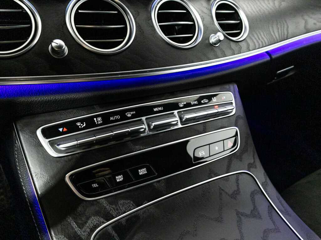 Mercedes-Benz E-Класс с пробегом — 2020 год. Фото: #16