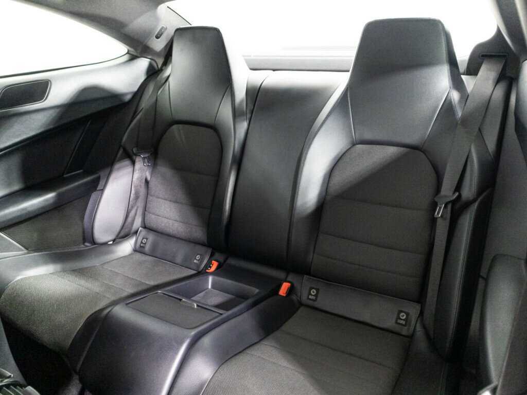 Mercedes-Benz C-Класс с пробегом — 2013 год. Фото: #9