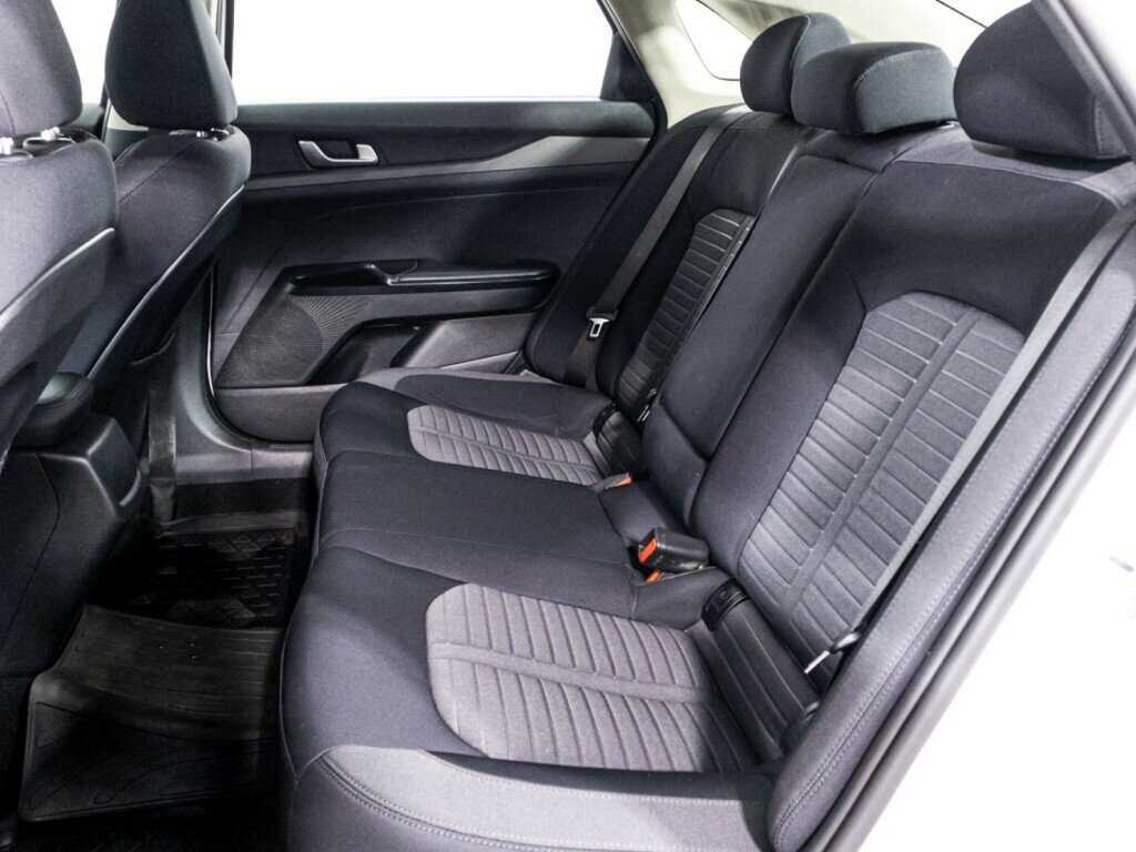 Kia K5 с пробегом — 2021 год. Фото: #9