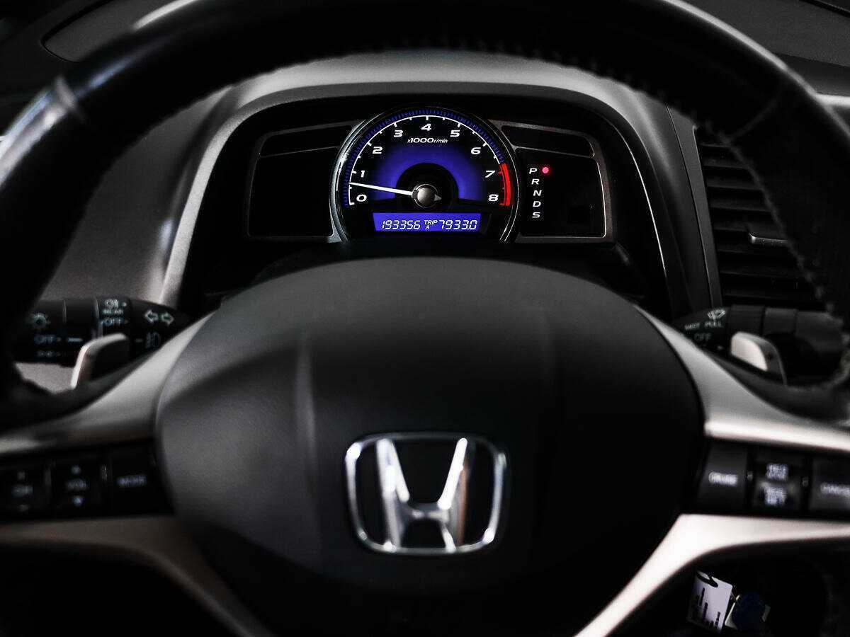 Honda Civic с пробегом — 2010 год. Фото: #15