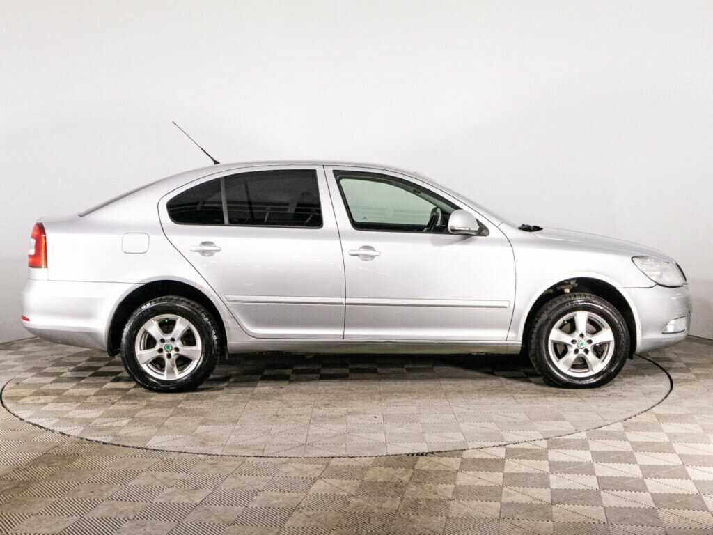 Skoda Octavia с пробегом — 2010 год. Фото: #3