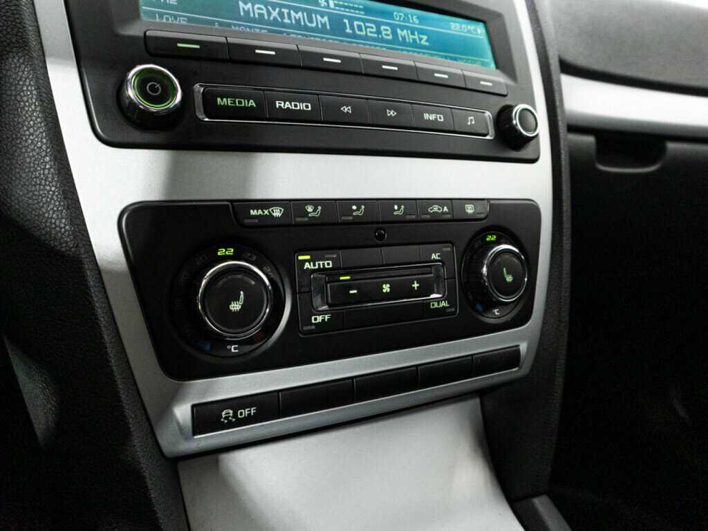 Skoda Octavia с пробегом — 2010 год. Фото: #14