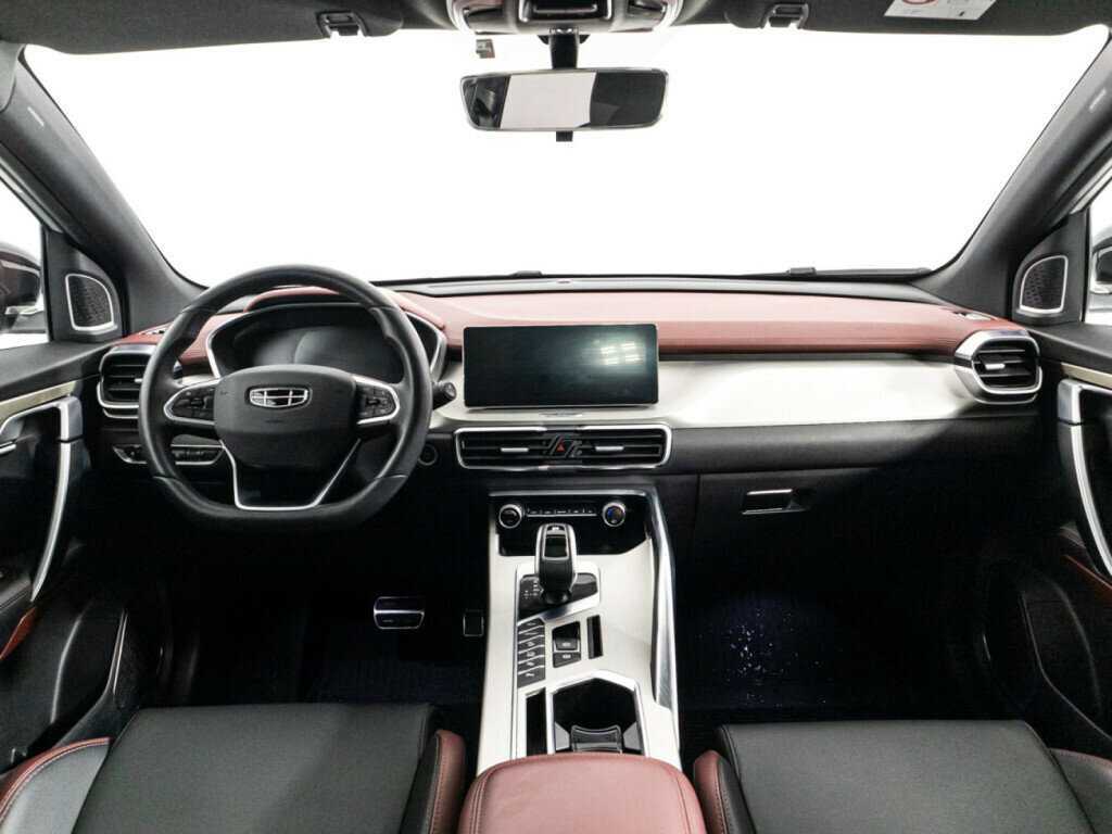 Geely Coolray с пробегом — 2021 год. Фото: #12