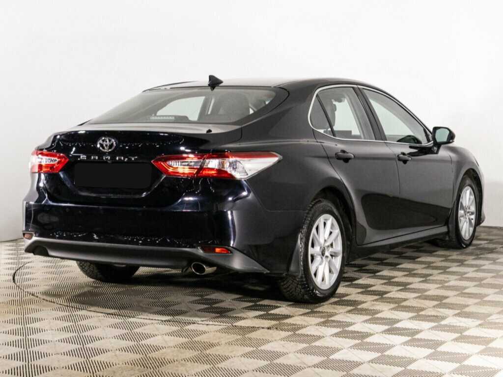 Toyota Camry с пробегом — 2021 год. Фото: #4