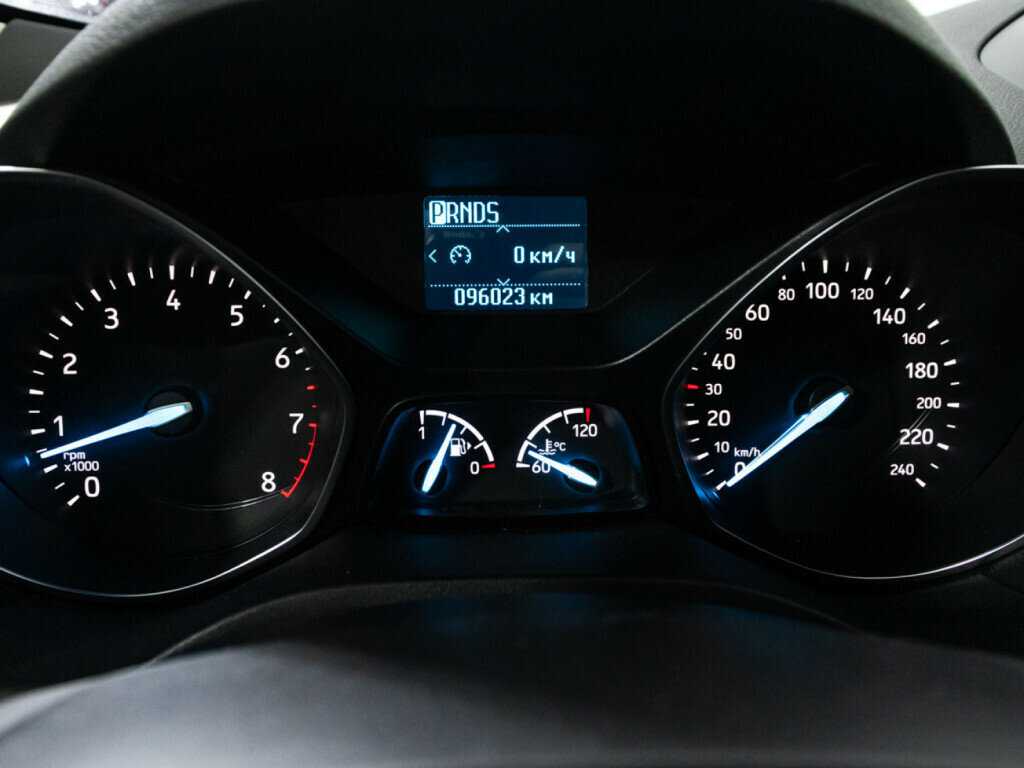 Ford Kuga с пробегом — 2018 год. Фото: #11