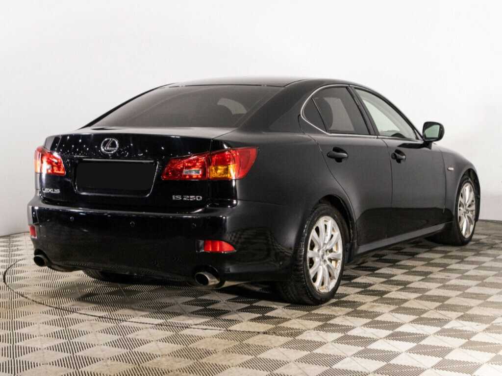 Lexus IS с пробегом — 2005 год. Фото: #4