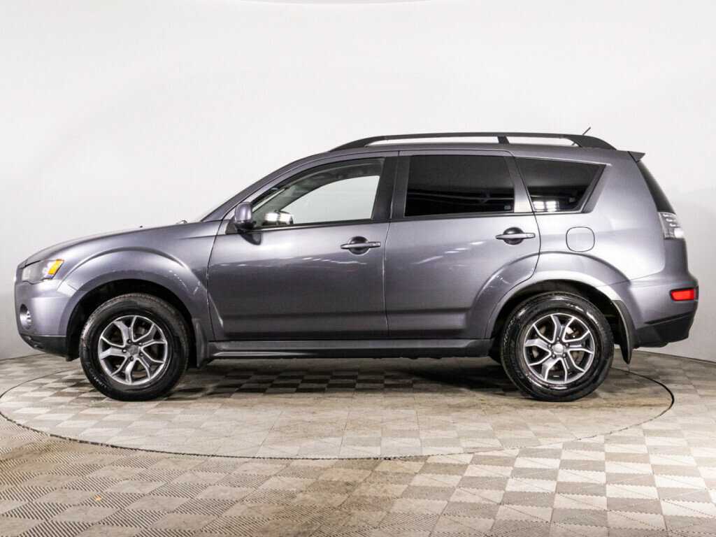 Mitsubishi Outlander с пробегом — 2011 год. Фото: #7