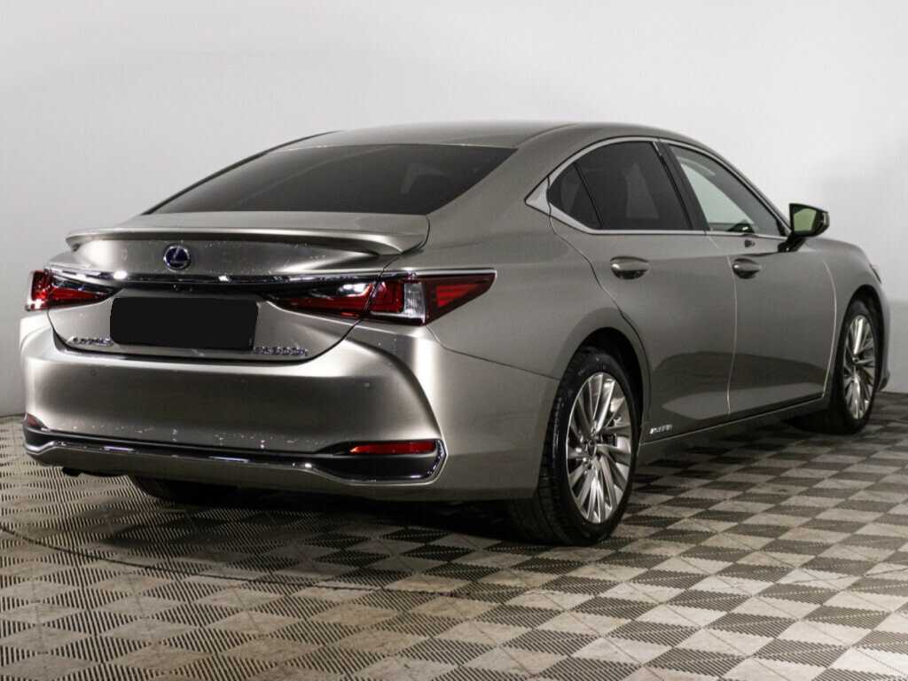 Lexus ES с пробегом — 2020 год. Фото: #4