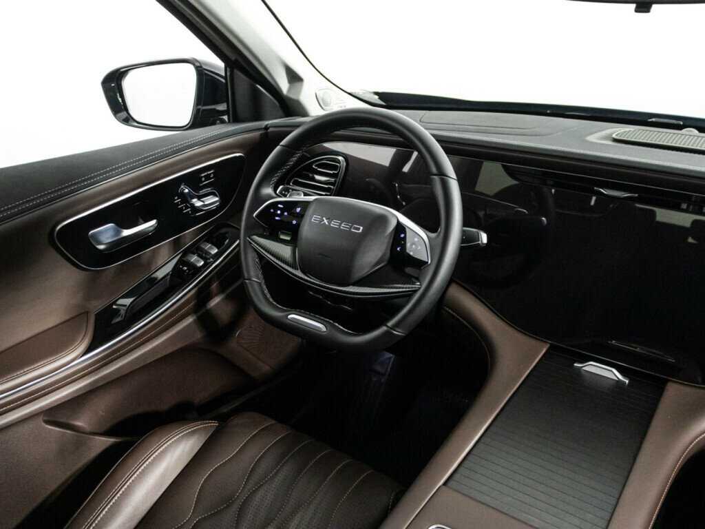 EXEED VX с пробегом — 2023 год. Фото: #12