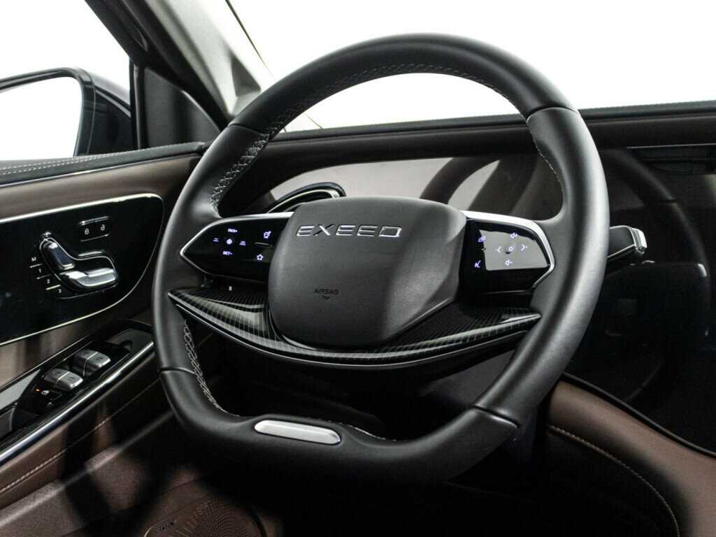 EXEED VX с пробегом — 2023 год. Фото: #13