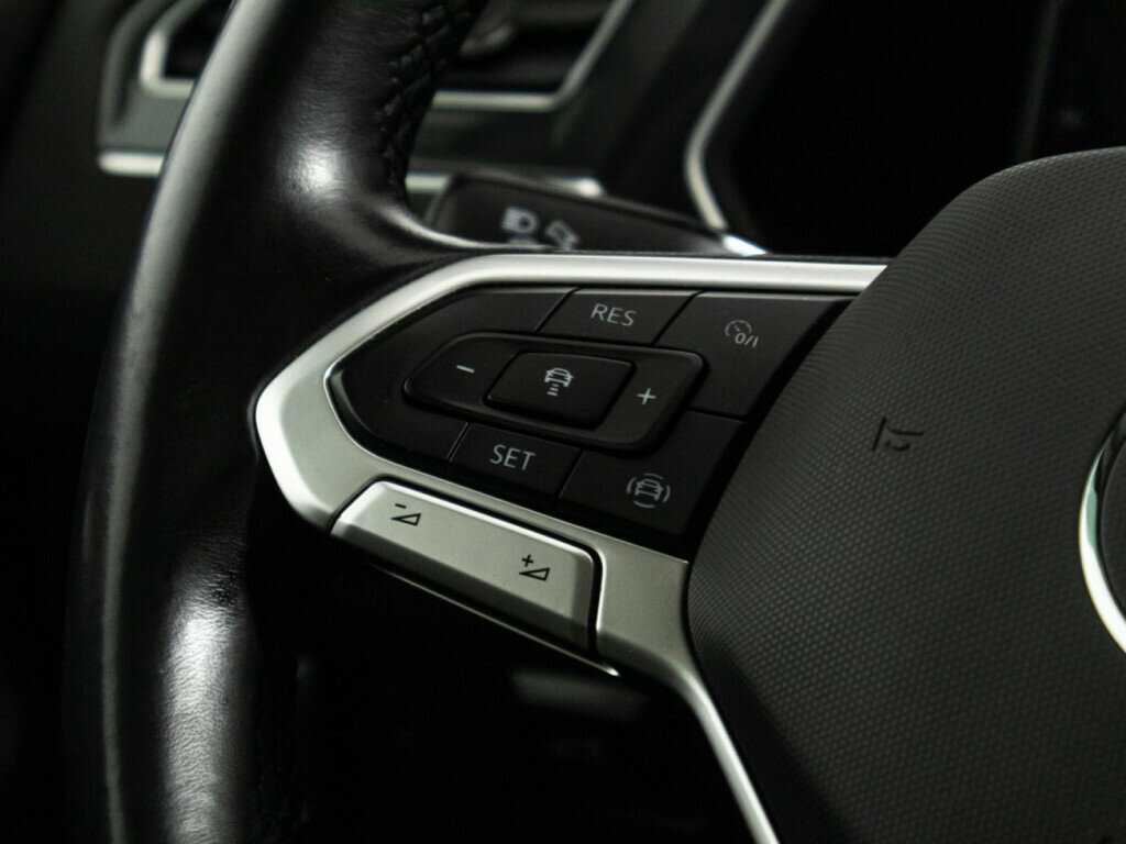 Volkswagen Tiguan с пробегом — 2021 год. Фото: #20