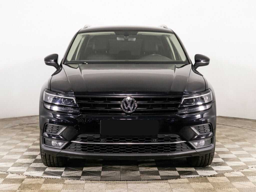 Volkswagen Tiguan с пробегом — 2018 год. Фото: #1
