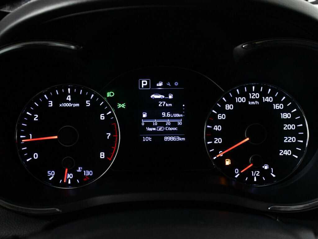 Kia Cerato с пробегом — 2017 год. Фото: #11