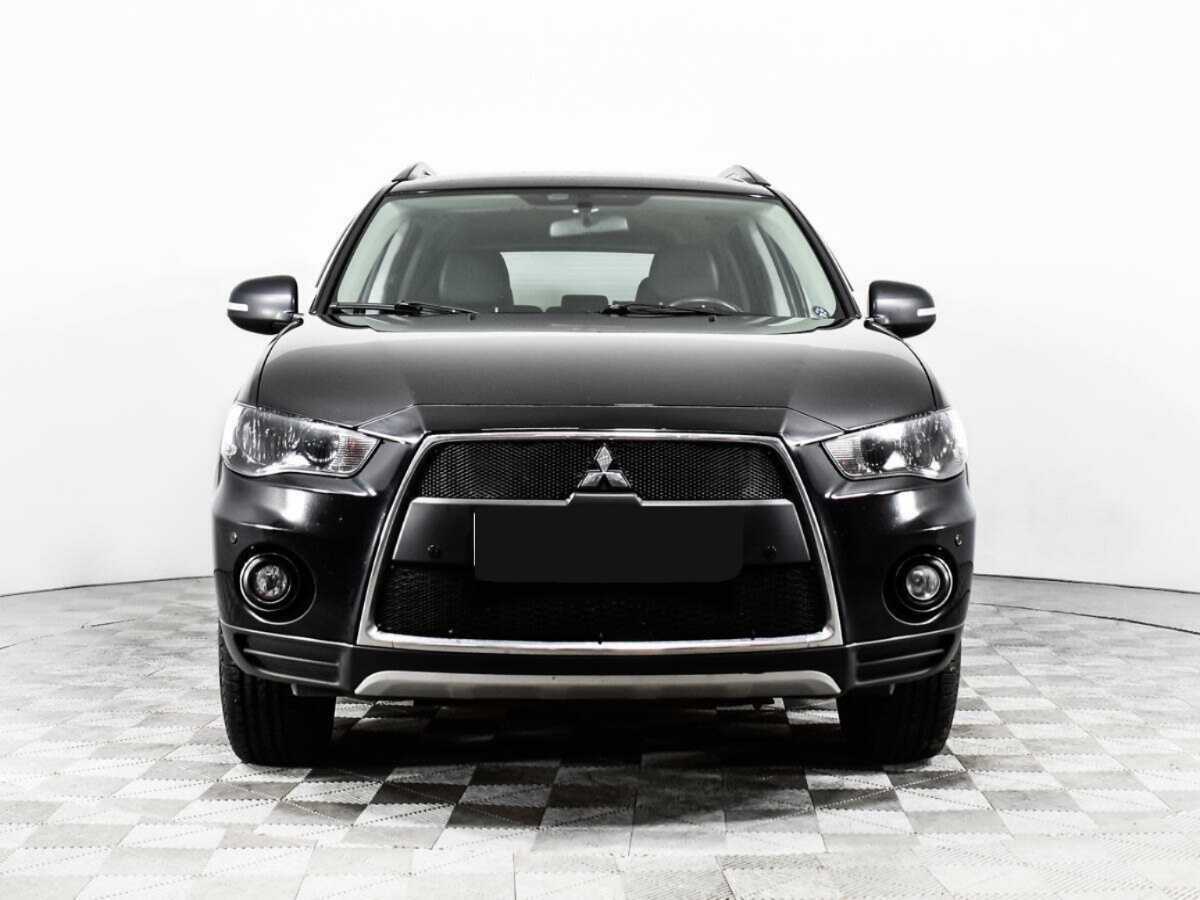 Mitsubishi Outlander с пробегом — 2011 год. Фото: #1
