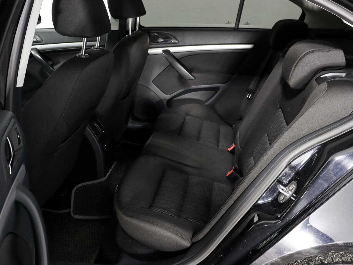 Skoda Octavia с пробегом — 2011 год. Фото: #7