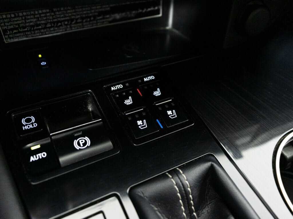 Lexus RX с пробегом — 2018 год. Фото: #19
