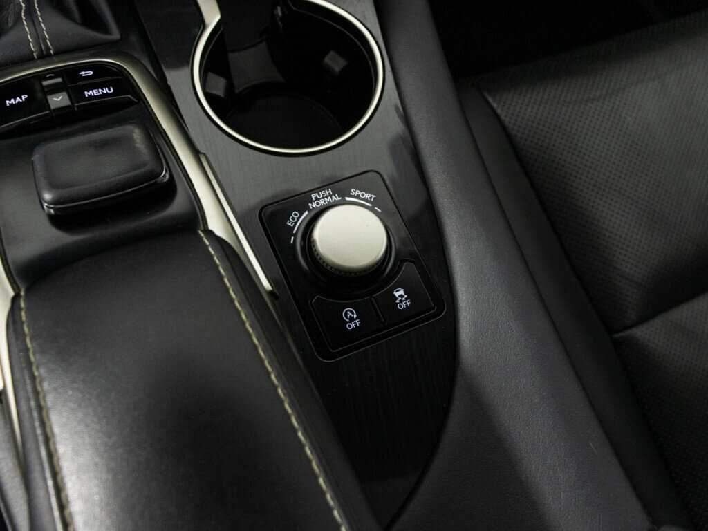 Lexus RX с пробегом — 2018 год. Фото: #21