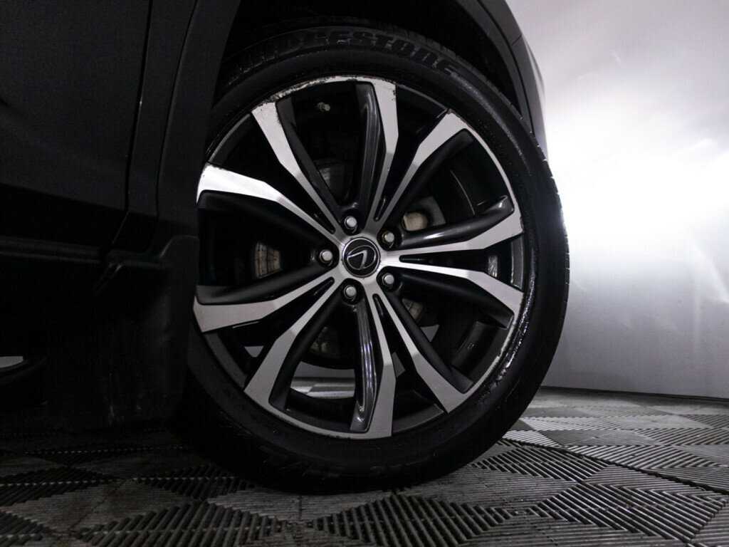 Lexus RX с пробегом — 2018 год. Фото: #29