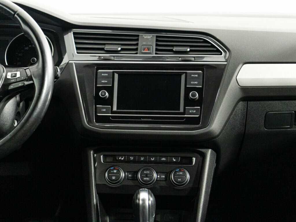 Volkswagen Tiguan с пробегом — 2018 год. Фото: #13
