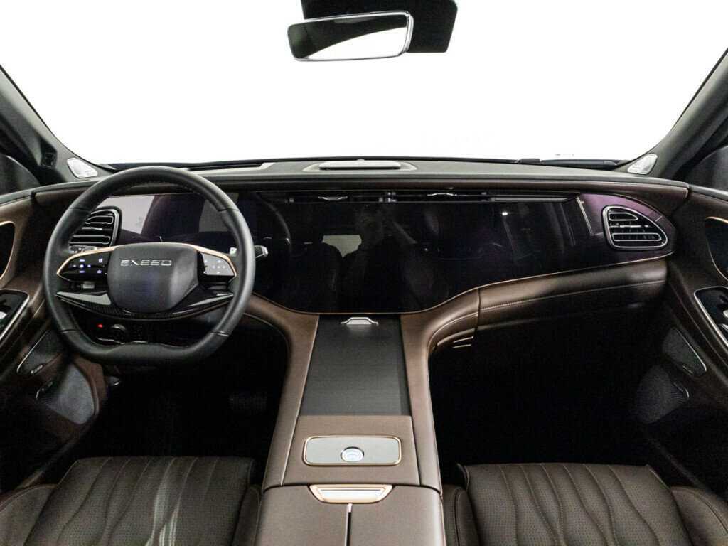 EXEED VX с пробегом — 2023 год. Фото: #12