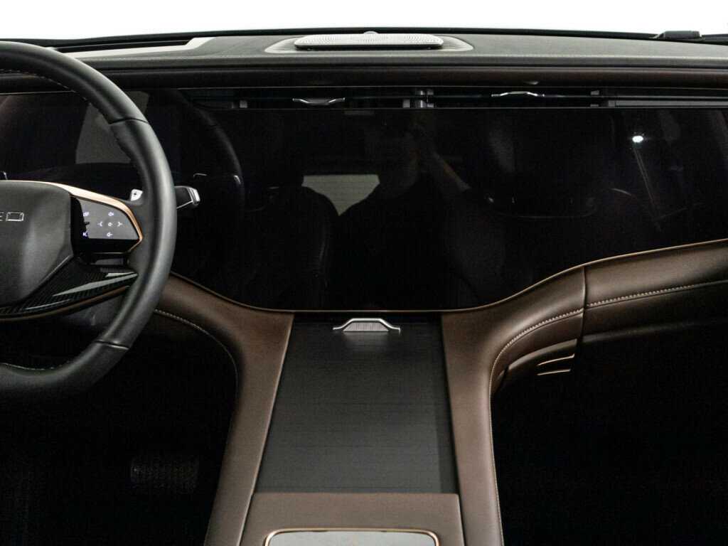 EXEED VX с пробегом — 2023 год. Фото: #13