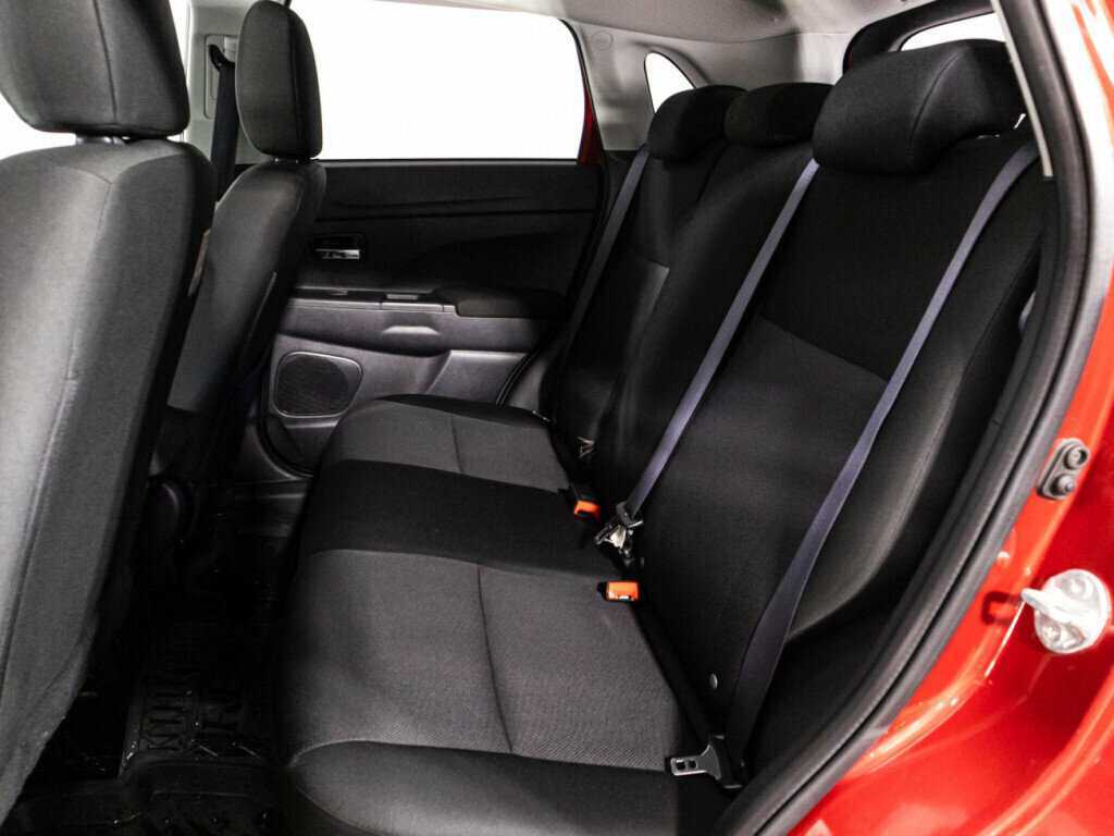 Mitsubishi ASX с пробегом — 2010 год. Фото: #9