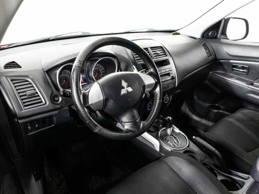 Mitsubishi ASX с пробегом — 2010 год. Фото: #10