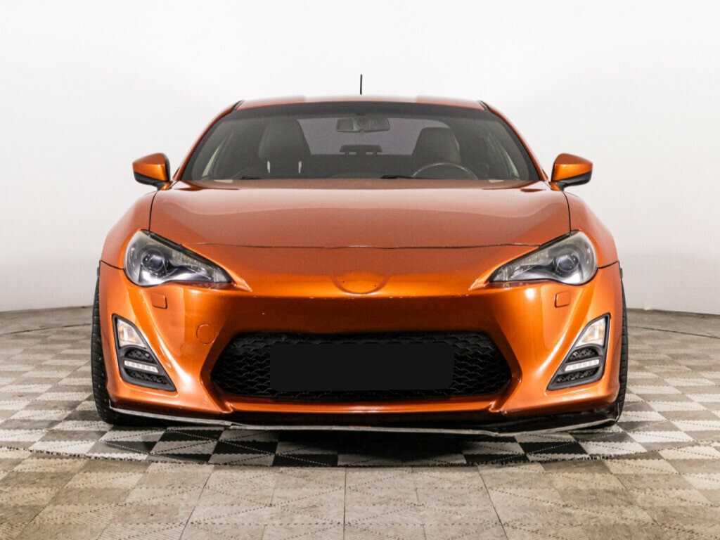 Toyota GT86 с пробегом — 2012 год. Фото: #1